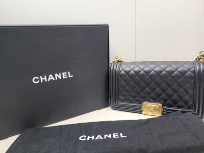 Chanel Black Caviar Old Medium Boy (GHW)