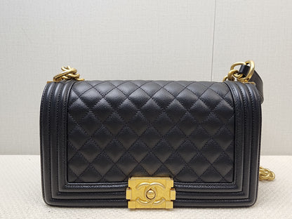 Chanel Black Caviar Old Medium Boy (GHW)