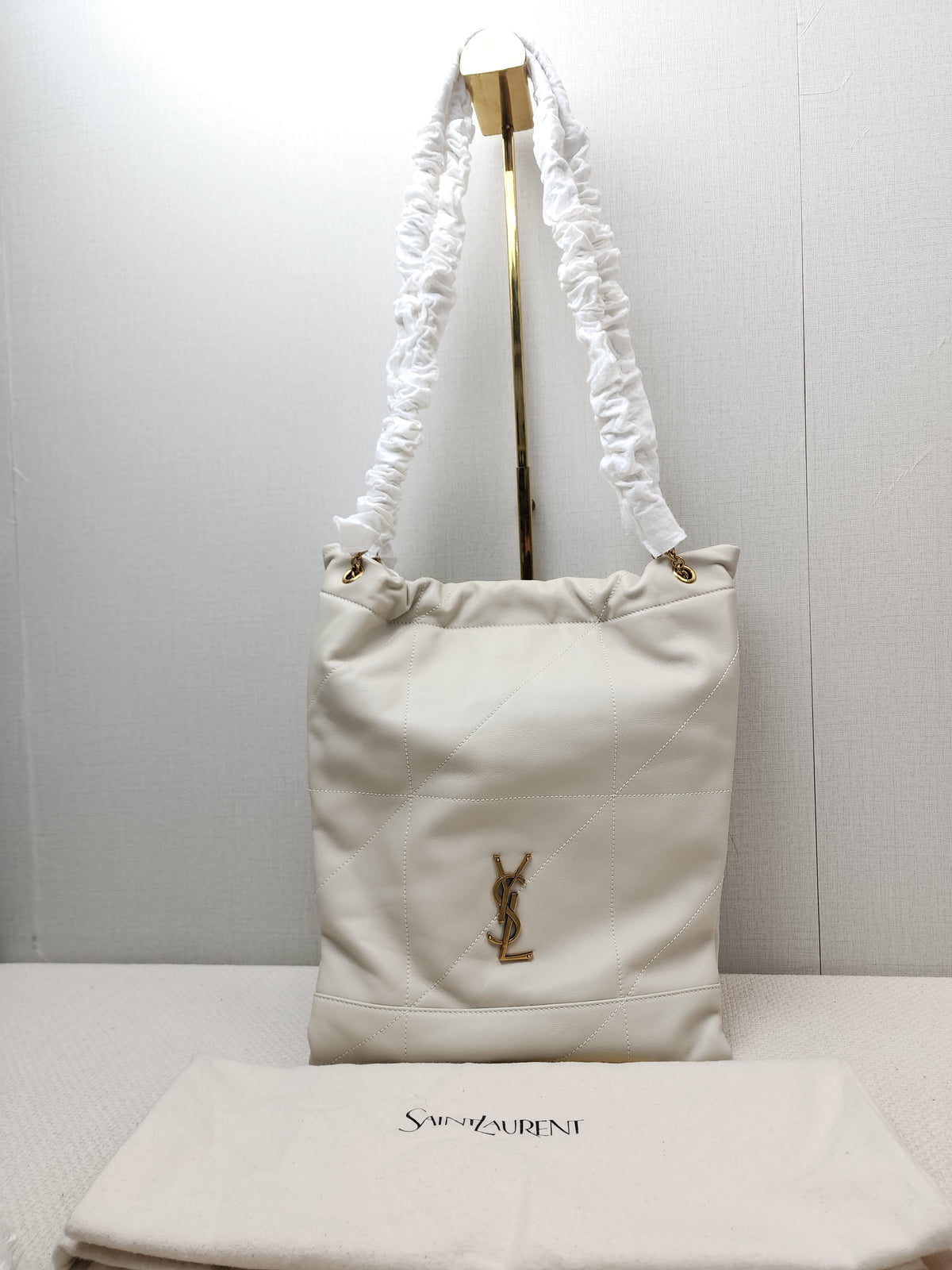 YSL Soft Cream Lambskin Jamie 4.3 Pochon