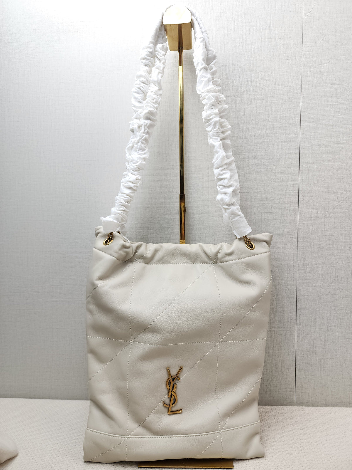 YSL Soft Cream Lambskin Jamie 4.3 Pochon
