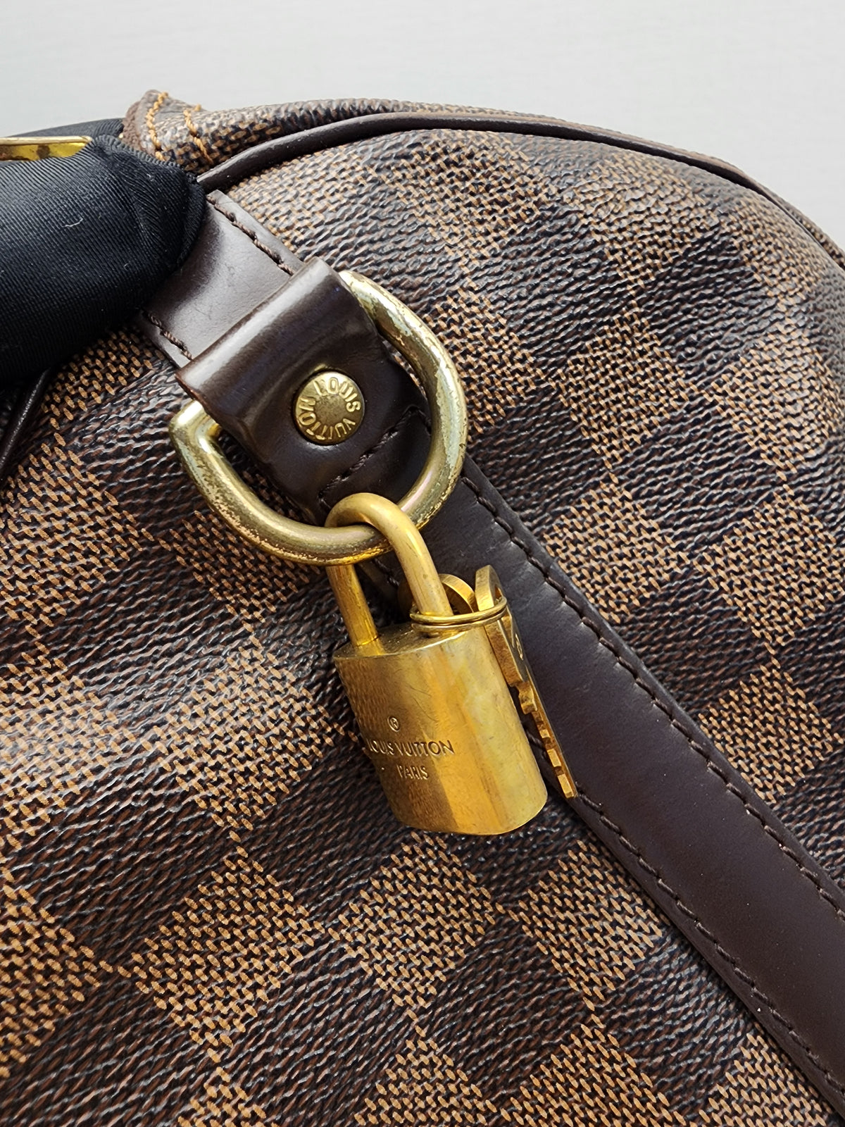 LV Damier Ebene Speedy 30 Bandouliere