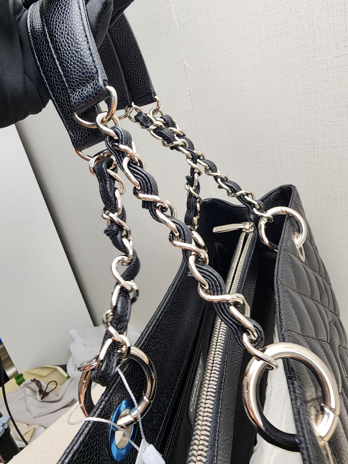Chanel Black Caviar GST (SHW)