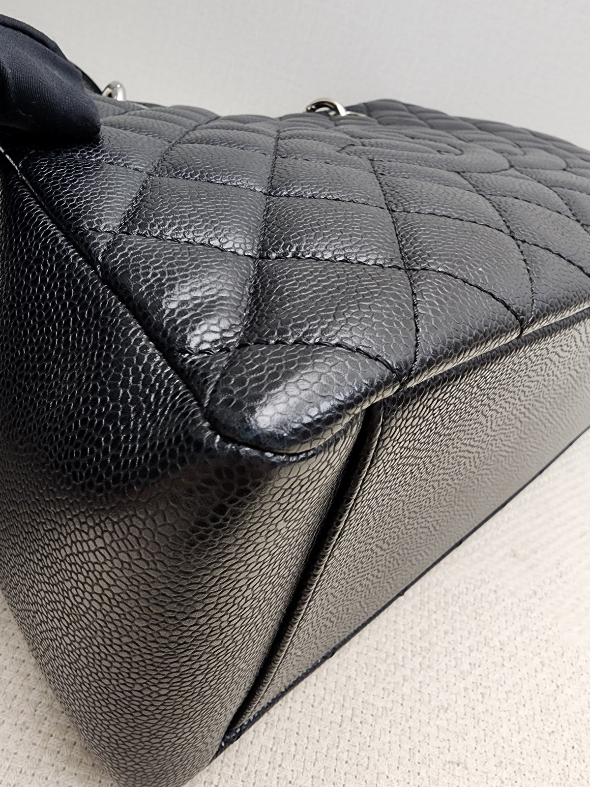 Chanel Black Caviar GST (SHW)