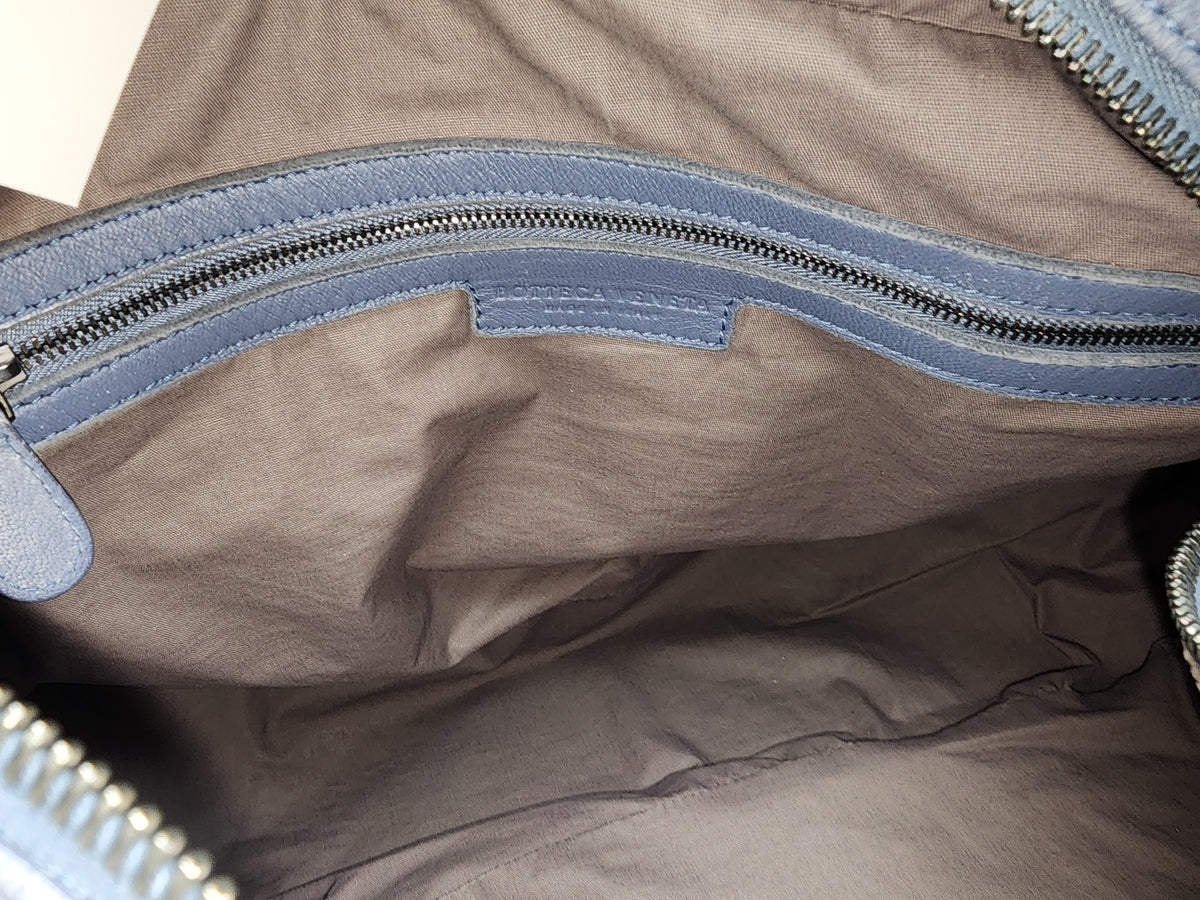 BV Blue Knot Intrecciato Hobo Bag