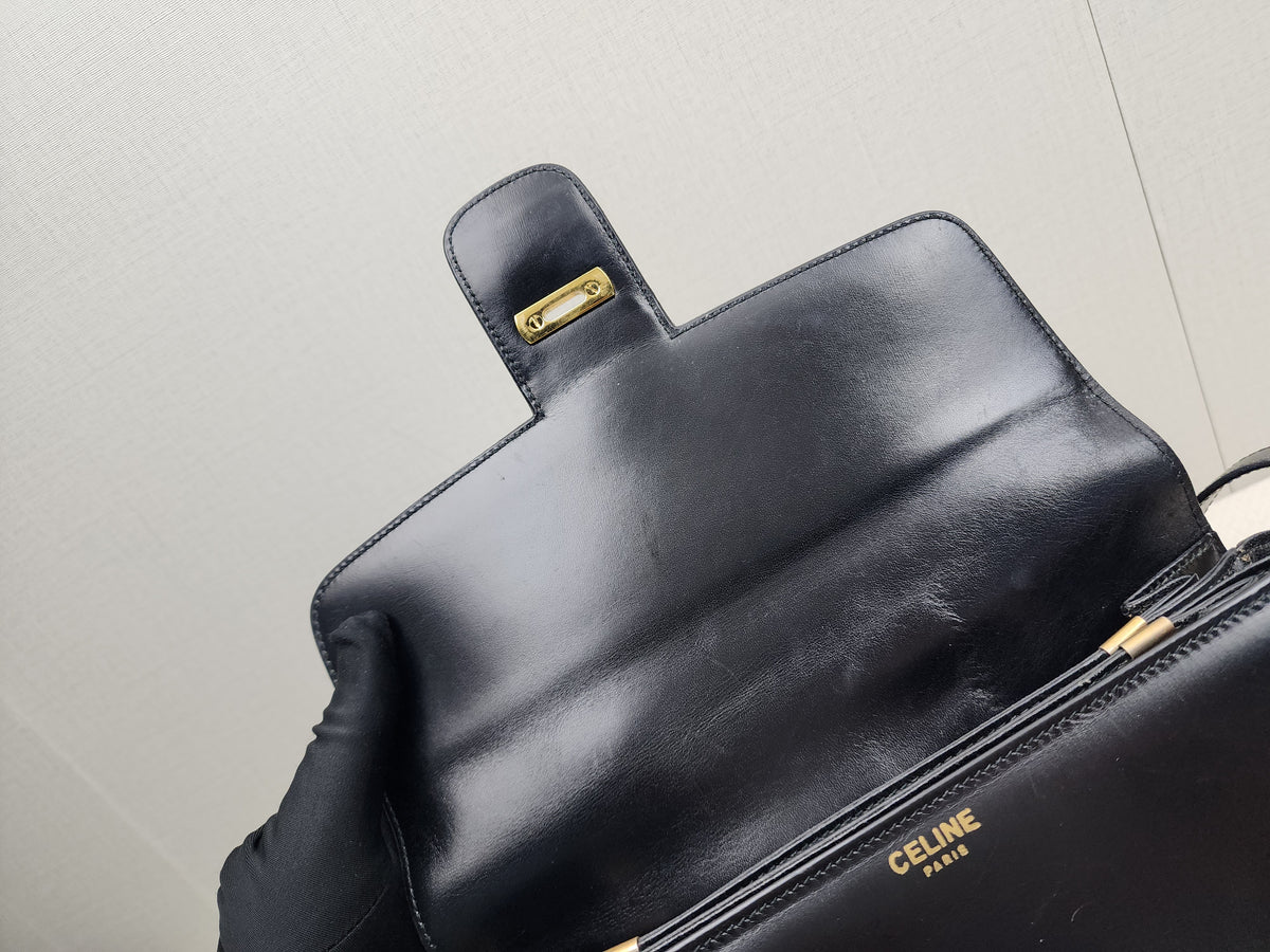 Celine Black Smooth Calfskin Vintage Carriage Shoulder Bag (GHW)