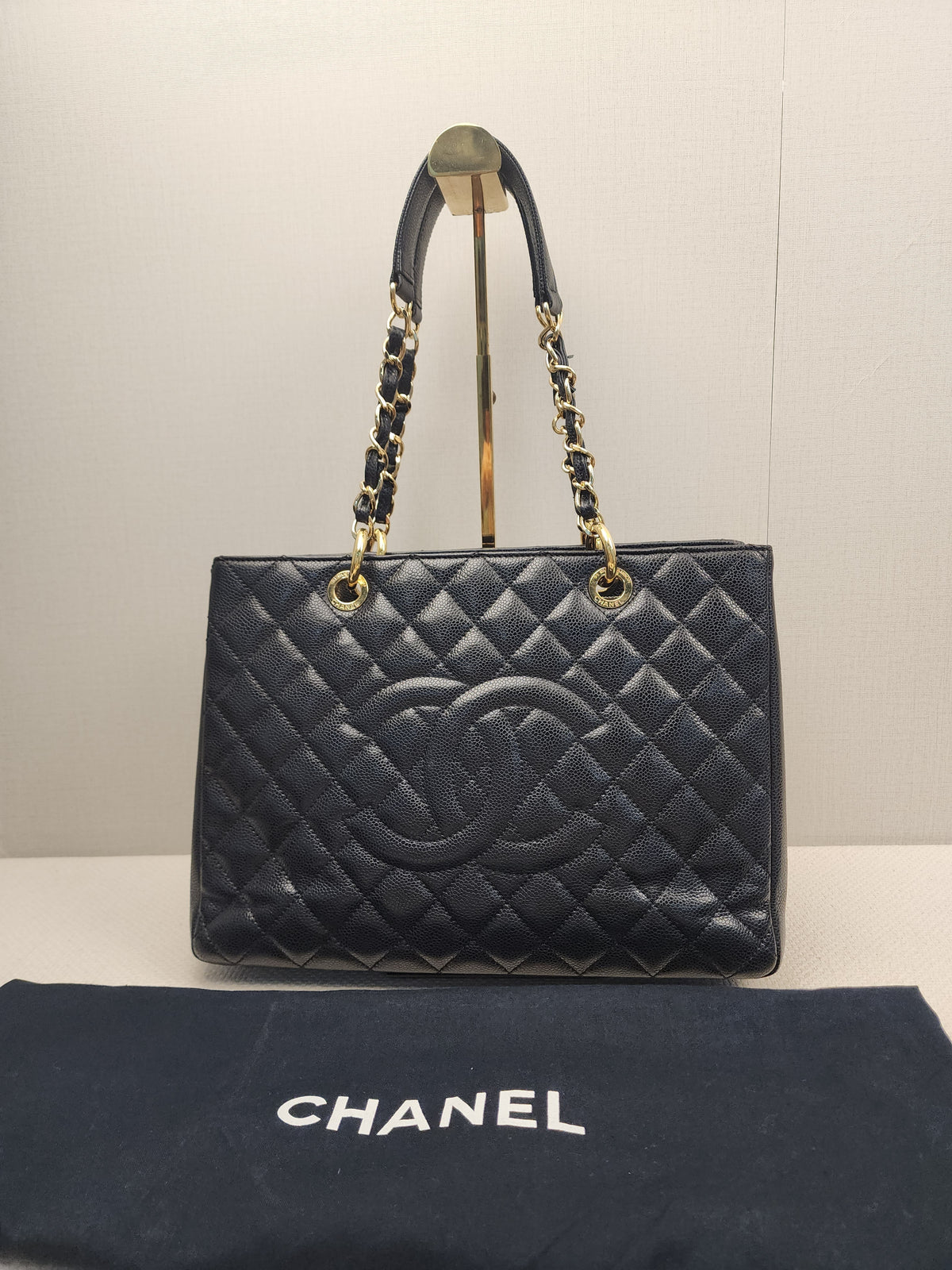 Chanel Black Caviar GST (GHW)