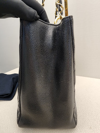 Chanel Black Caviar GST (GHW)