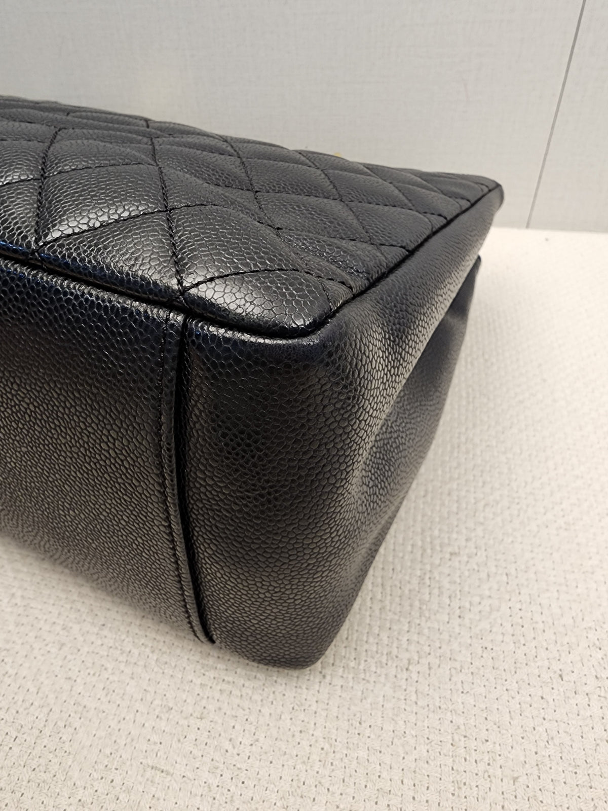 Chanel Black Caviar GST (GHW)