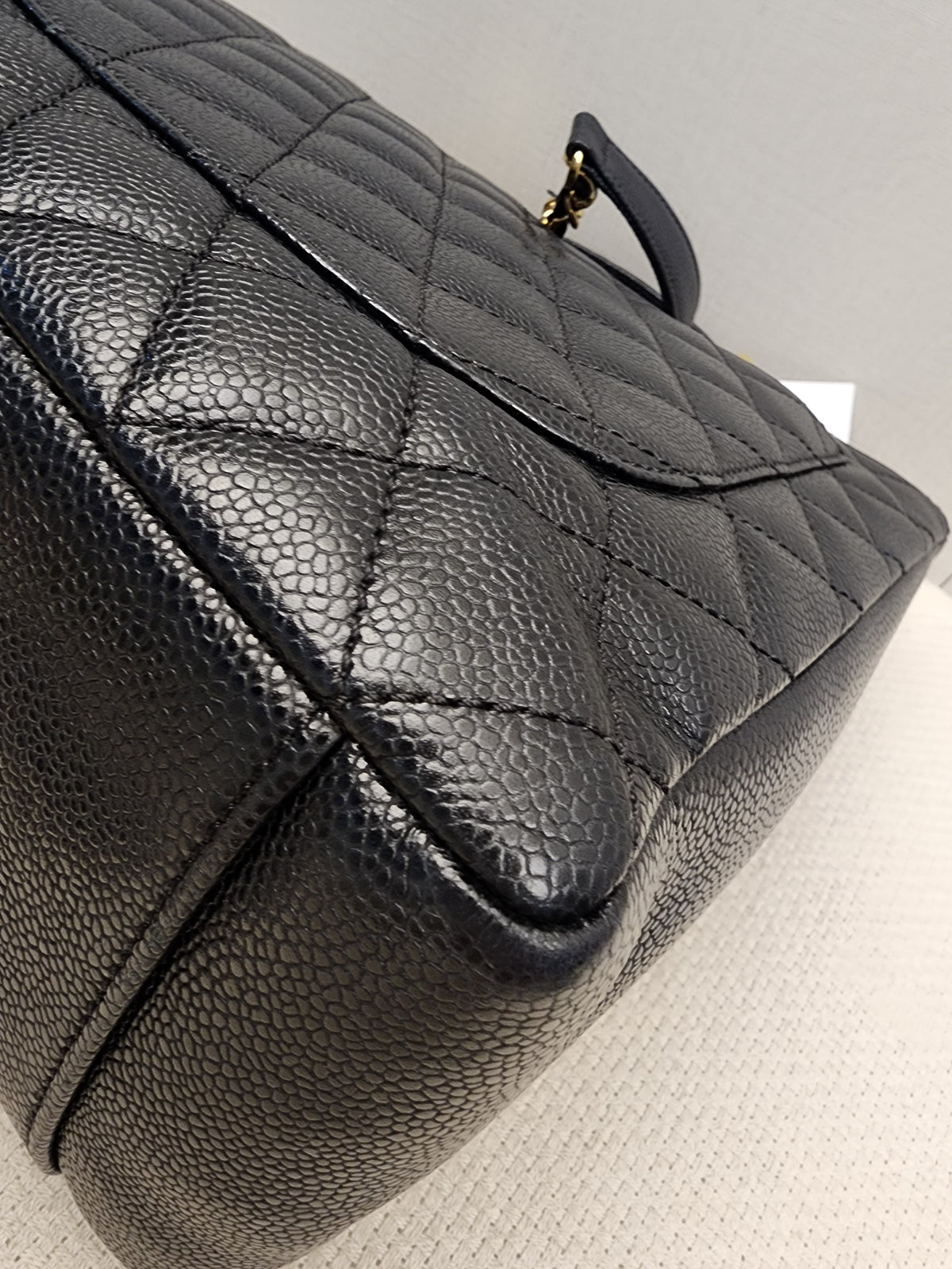 Chanel Black Caviar GST (GHW)