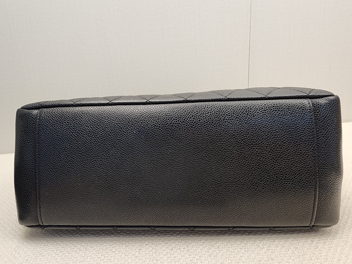 Chanel Black Caviar GST (GHW)