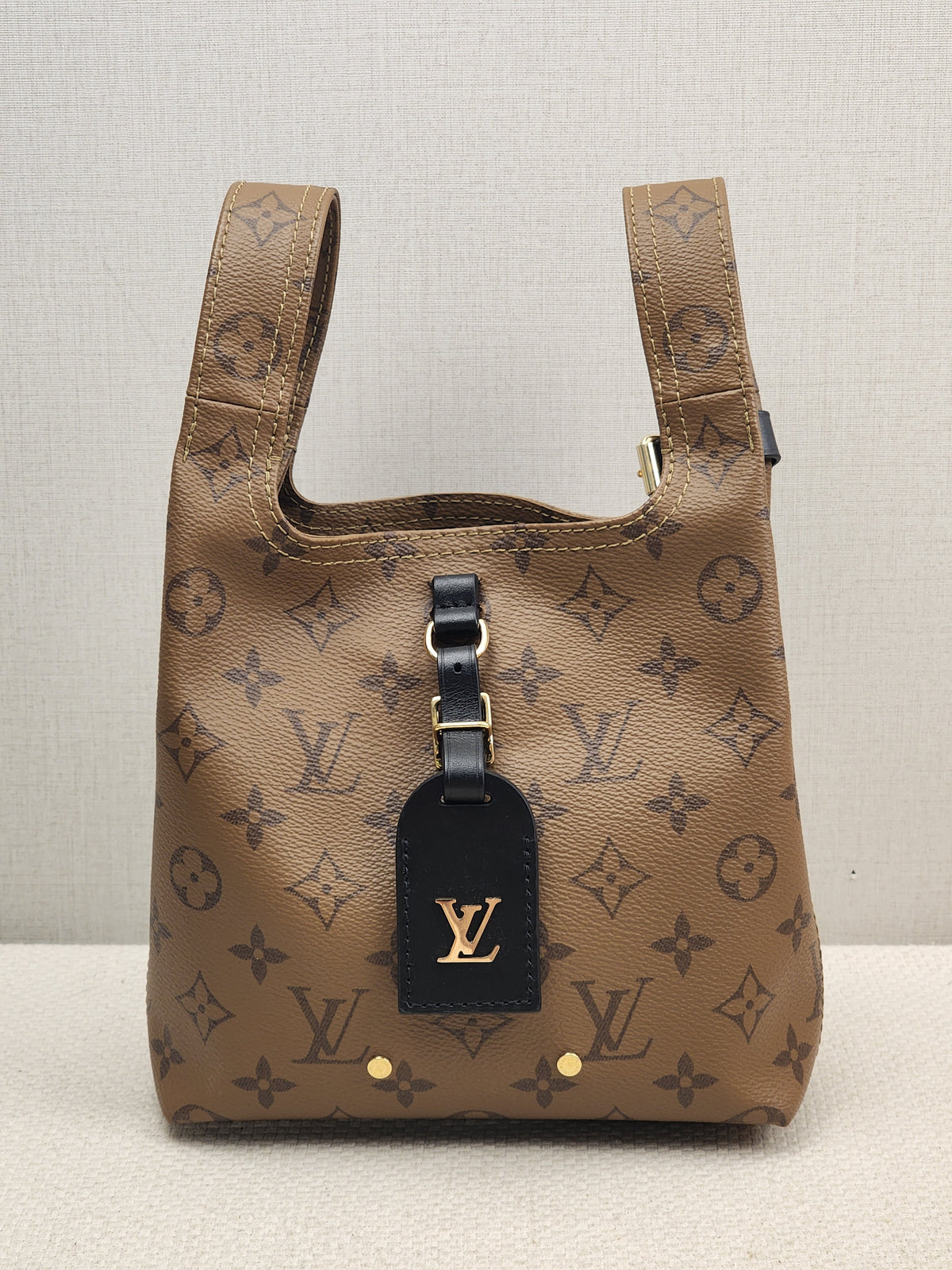 LV Reverse Monogram Atlantis BB