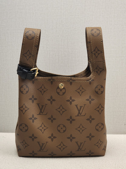 LV Reverse Monogram Atlantis BB