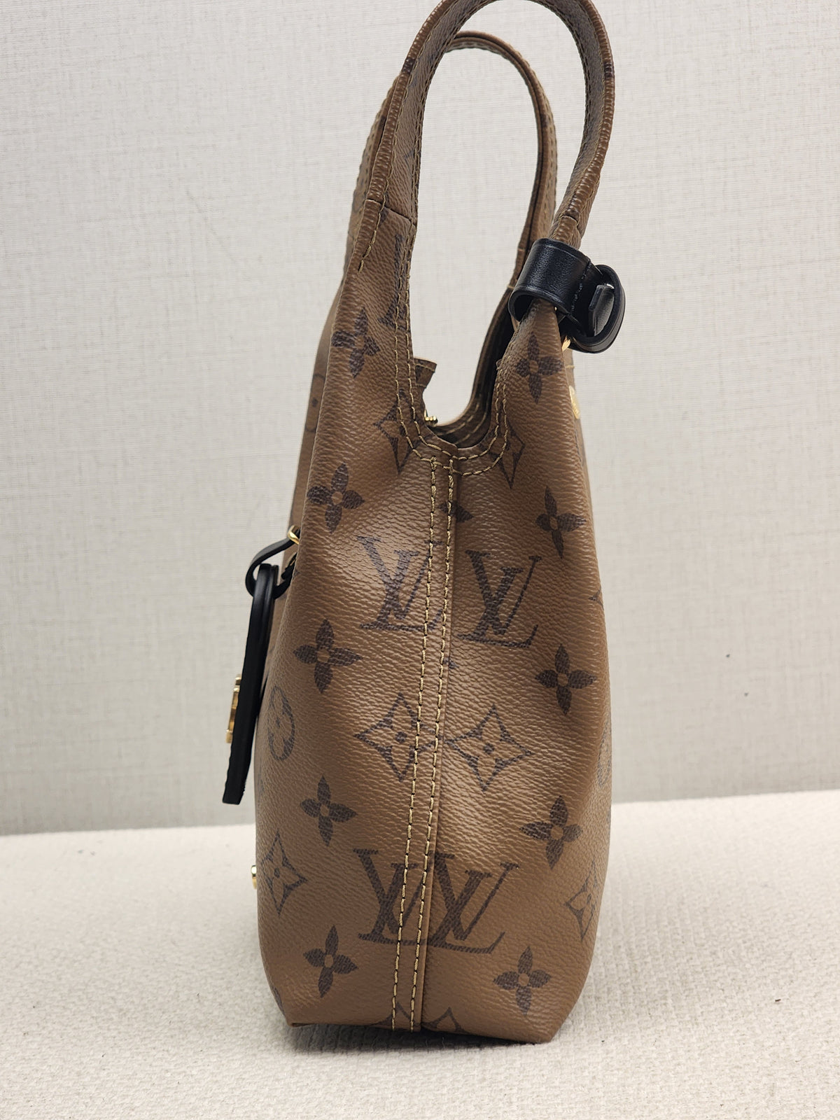 LV Reverse Monogram Atlantis BB