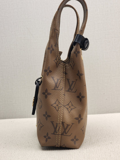 LV Reverse Monogram Atlantis BB