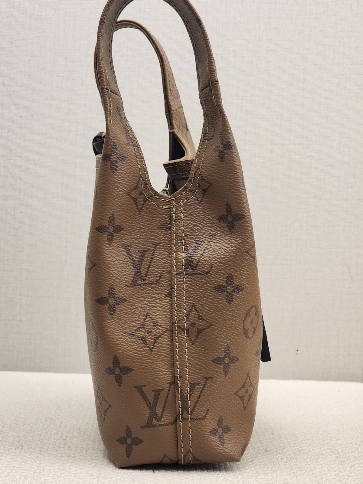 LV Reverse Monogram Atlantis BB