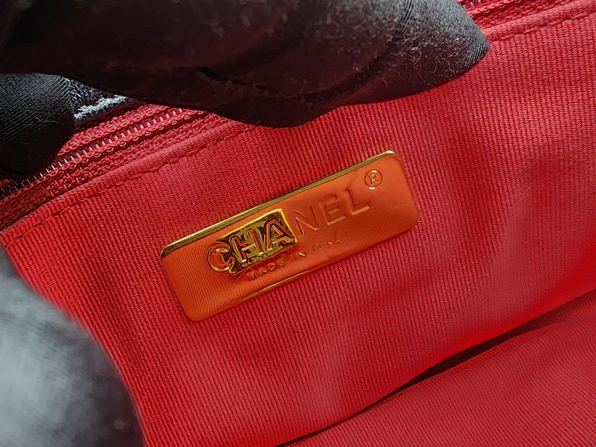 Chanel Black Small Lambskin 19 Flap (GHW)