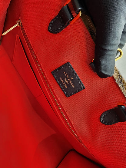 LV Reverse Monogram On The Go MM
