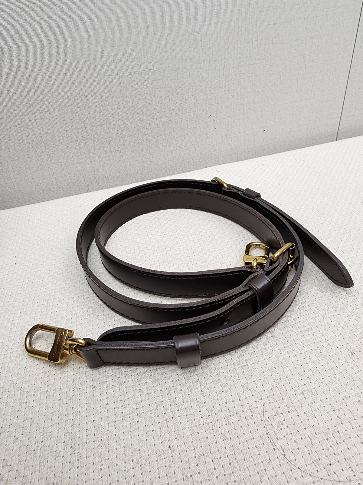 LV Damier Ebene Speedy 30 Bandouliere