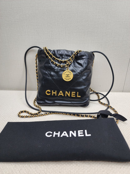 Chanel Black Lambskin Mini 22 Bag (GHW)
