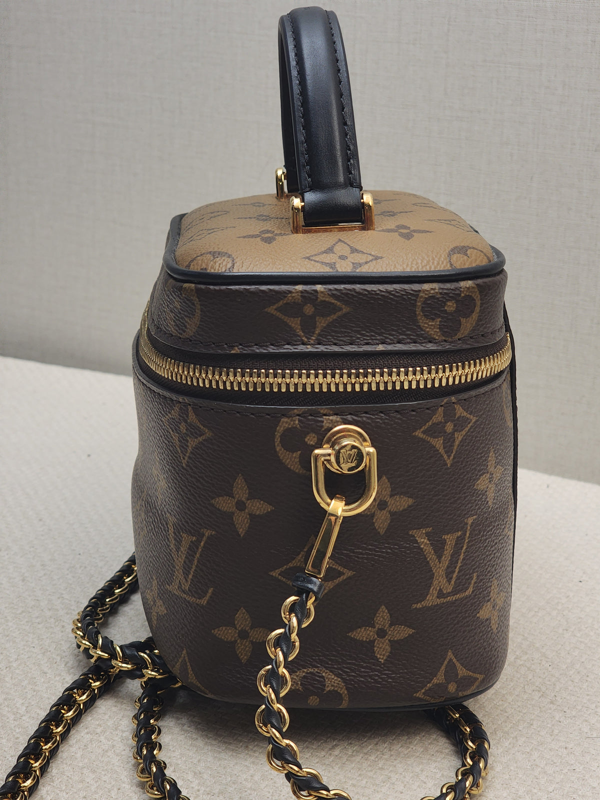 LV Reverse Monogram Vanity PM