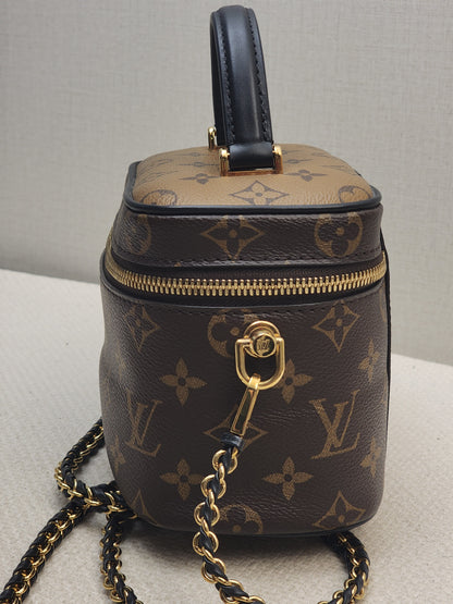 LV Reverse Monogram Vanity PM