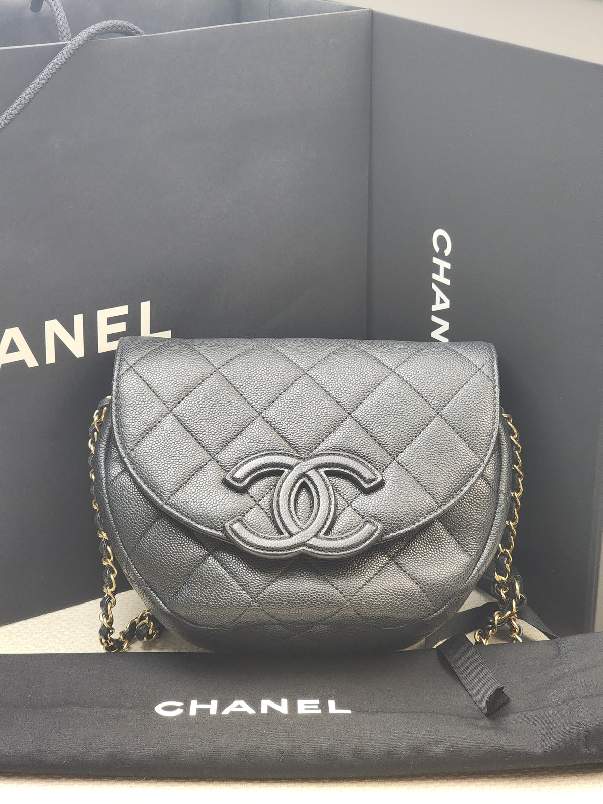 Chanel Black Caviar 23P Saddle Mini Messenger Bag (GHW)