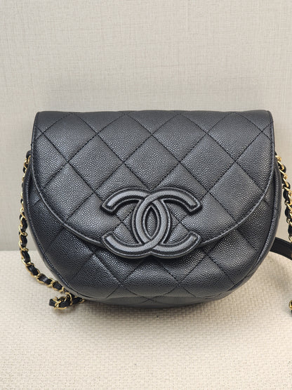 Chanel Black Caviar 23P Saddle Mini Messenger Bag (GHW)