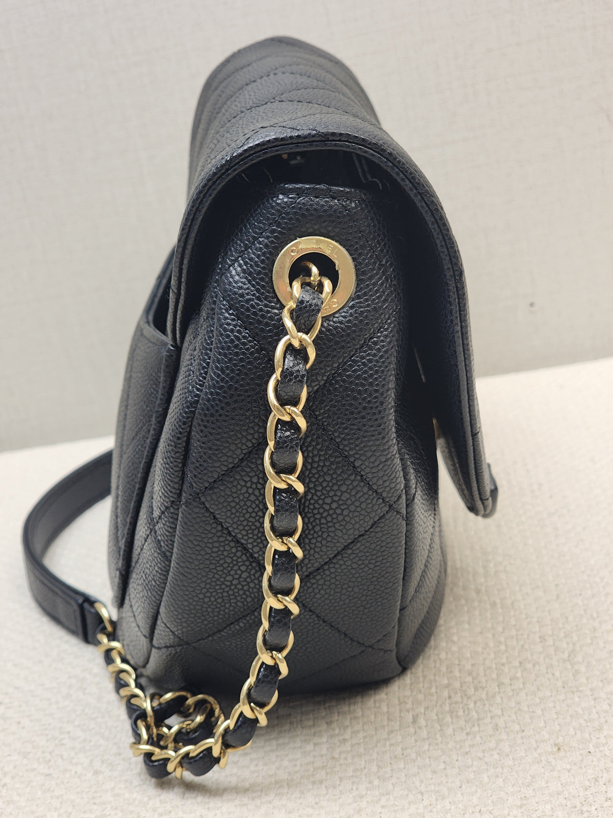 Chanel Black Caviar 23P Saddle Mini Messenger Bag (GHW)