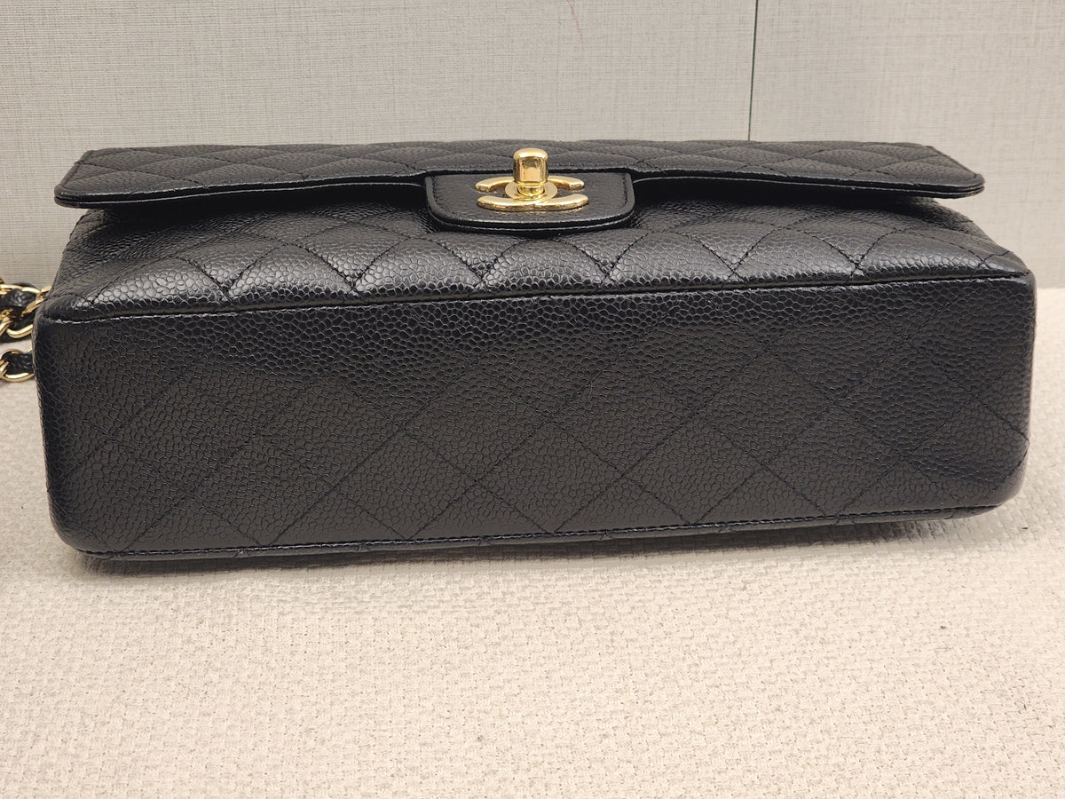 Chanel Black Caviar Medium CF (GHW)