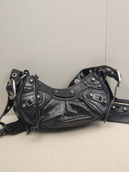 Le Cagole XS Shoulder Bag