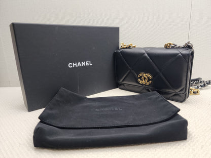 Chanel Shiny 19 Lambskin WOC (GSHW)