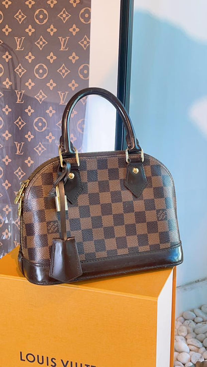 LV Damier Ebene Alma BB