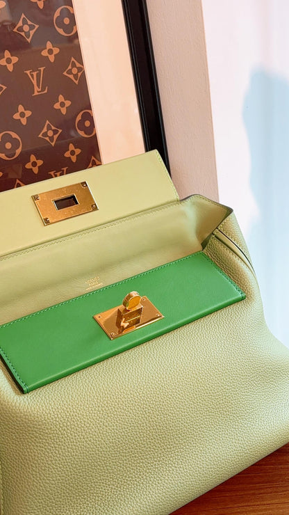 Hermes Vert Criquet / Bamboo Taurillon Maurice 2424 Bag 29cm (GHW)