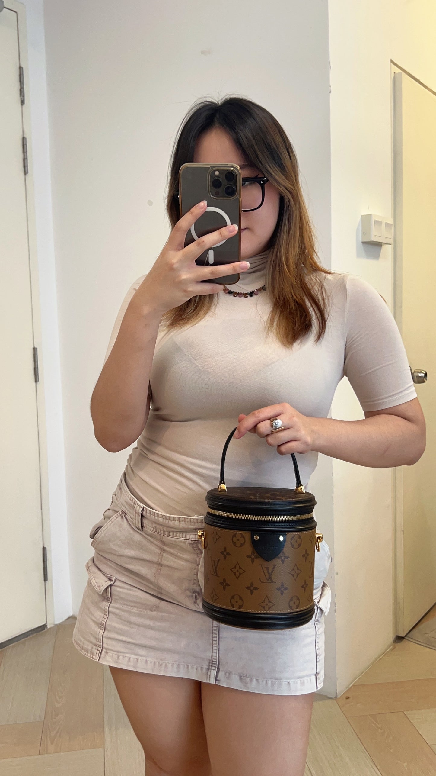 LV Reverse Monogram Cannes