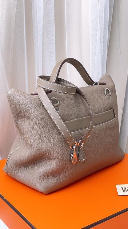 Hermes Etoupe Togo 2424 Bag 29 (PHW)
