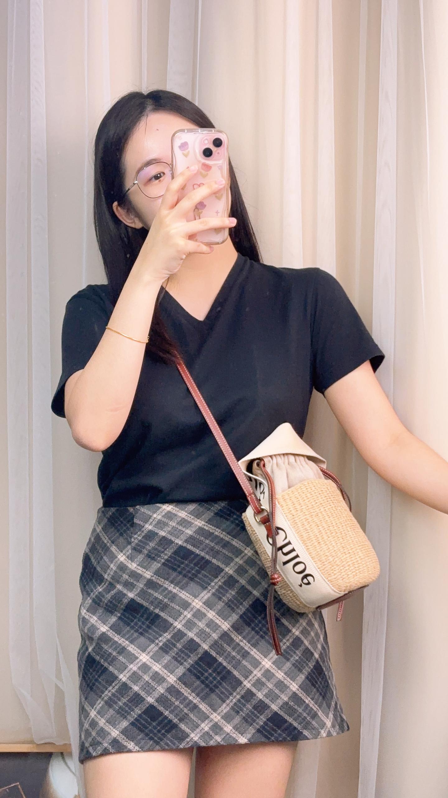 Chloe Small Woody Basket