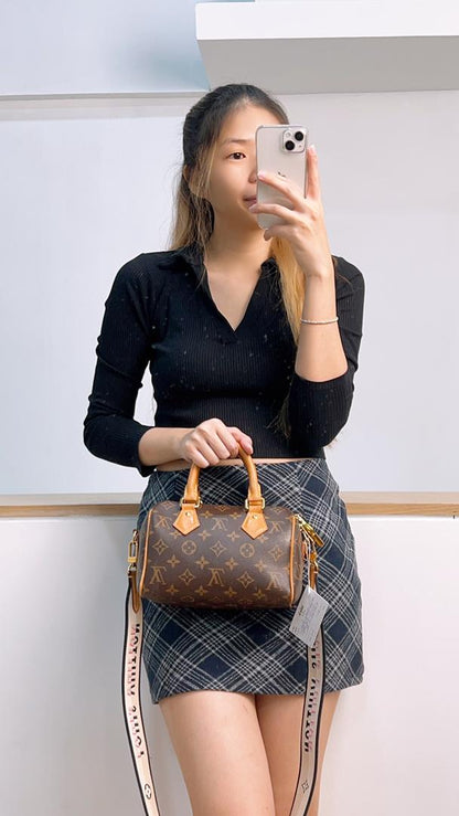 LV Monogram Speedy 20 w Black Strap