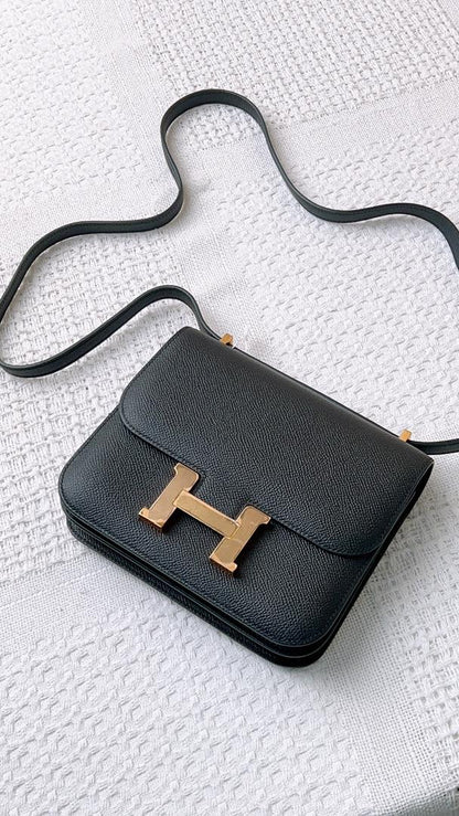 Hermes Black Constance 18 (GHW)