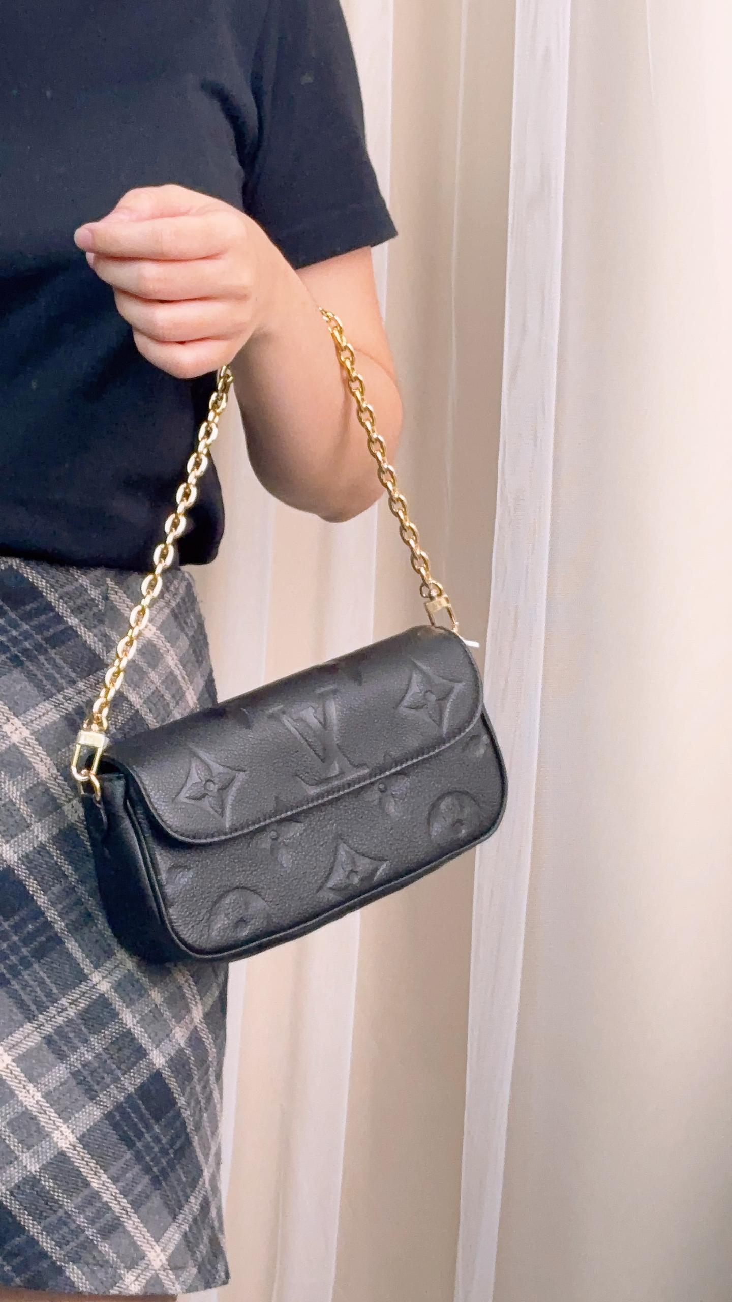 Louis Vuitton Black Empreinte Ivy WOC