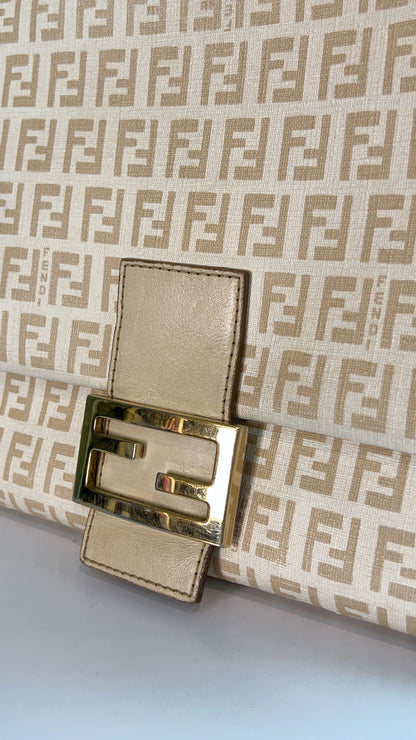 Fendi Mamma Baguette Beige x White GHW