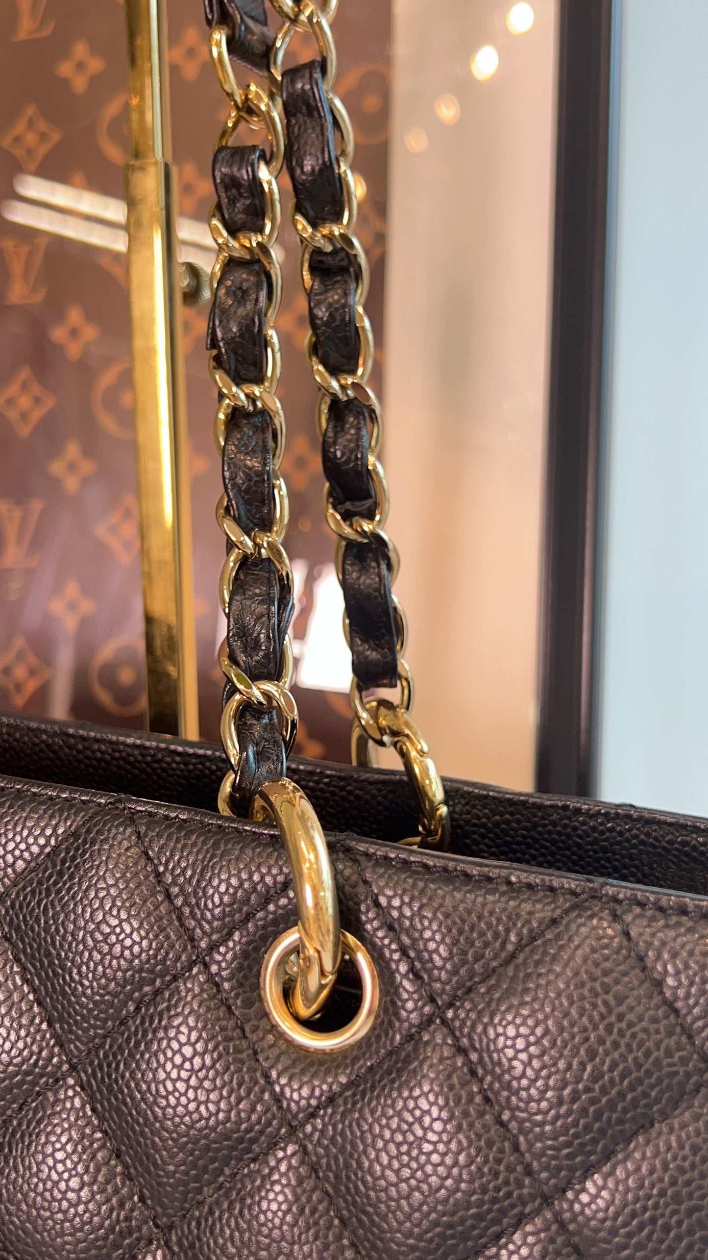 Chanel Black Caviar GST GHW