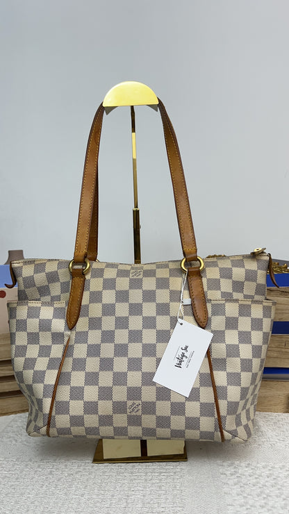 LV Damier Azur Totally PM