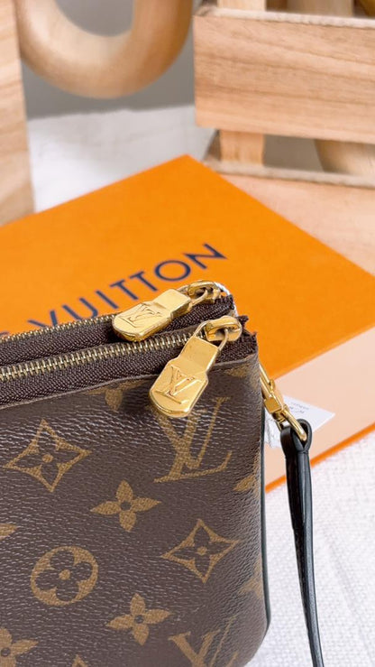 Louis Vuitton Reverse Monogram Double Zip Pochette