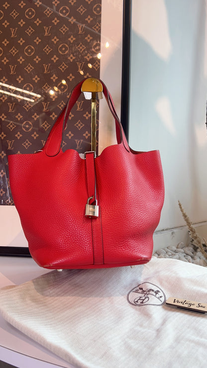 Hermes Picotin 22 in Red Clemence