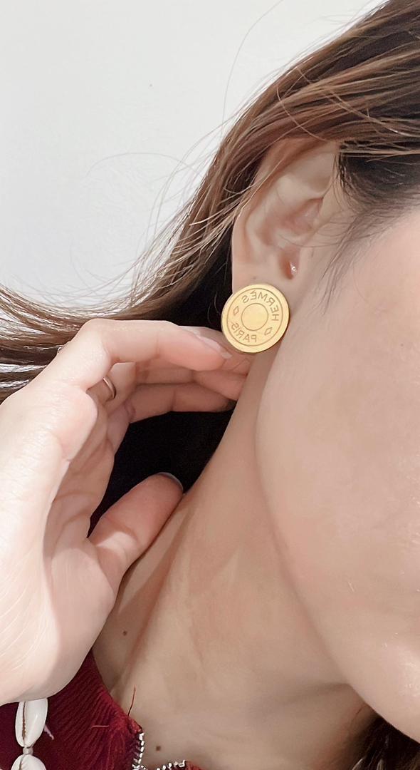 Hermes 20th Century Gold Plated Bijouterie Fantaisie Clou De Selle Clip