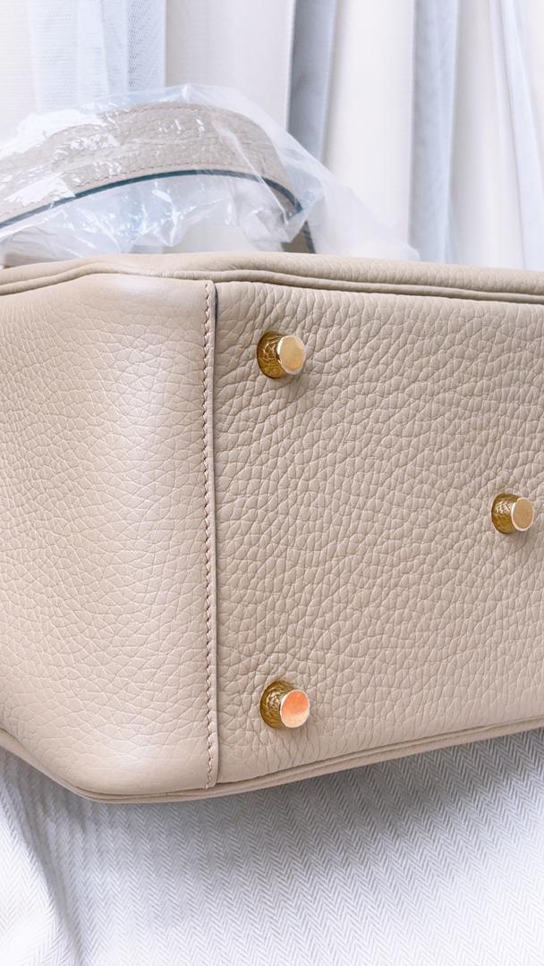 Hermes Beige Marfa Lindy 26 (GHW)