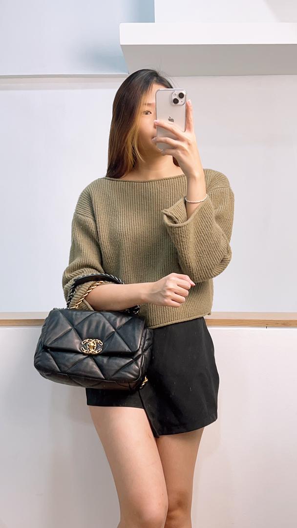 Chanel Black Small 19 Flap GHW