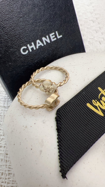 Chanel Antique CC Logo & Camellia 2 Ring Set