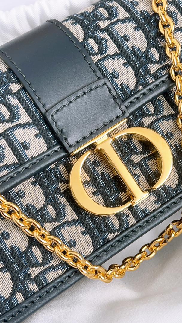 Dior Navy Oblique 30 Montaigne East West w Chain (GHW)