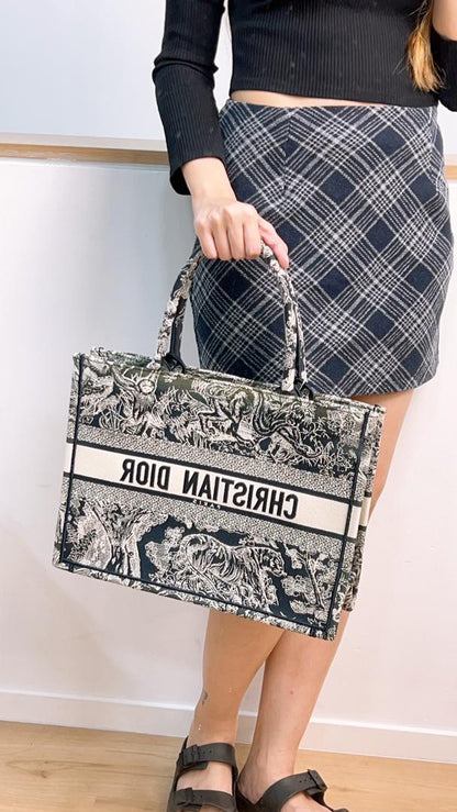 Dior Medium Book Tote Toile De Jouy Embroidery